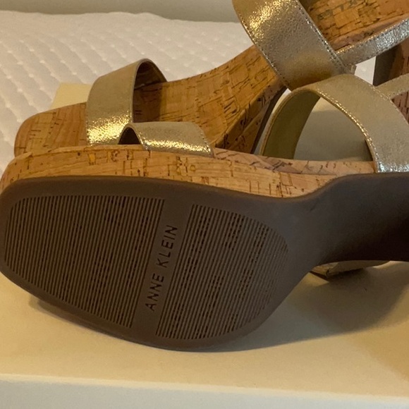 ANNE KLEIN Zaya Heeled Sandals - Picture 3 of 8
